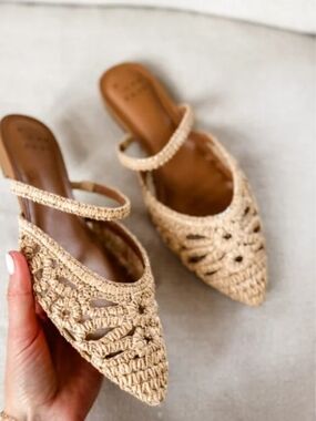 A New Day Woven Pointed-Toe  Flats in Beige Size 11